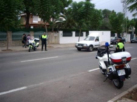 La Policia Local de Vila-real inicia una campanya per millorar la seguretat en els passos per vianants