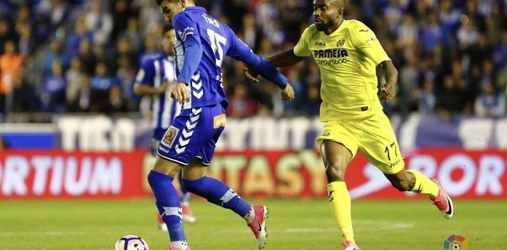 El Villarreal naufraga en Mendizorroza enfront de l’Alavés (2-1)