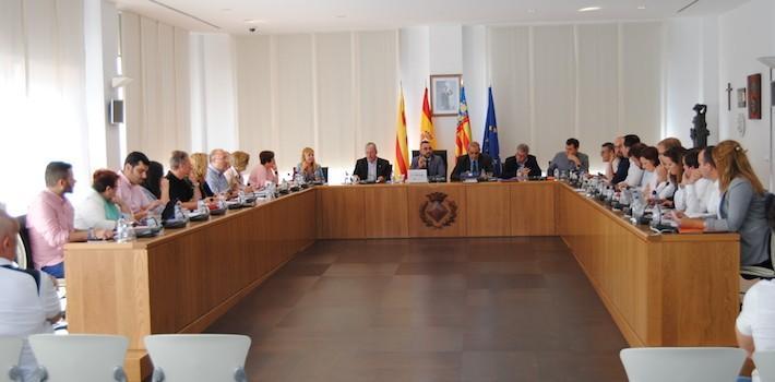 Els partits s’uneixen “per la unitat nacional enfront del independentisme” i deixen a soles a Compromís