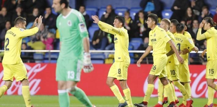 El Villarreal, convertit en un cicló, es porta per davant a una Reial Societat que ha donat moltes facilitats (4-2)