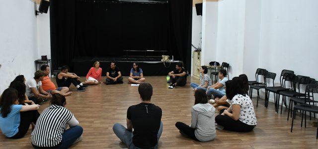 Vila-real inaugura un nou curs de l’Escola Municipal de Teatre que comptarà amb 78 alumnes i sis grups