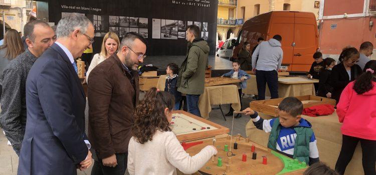 Vila-real acull els jocs i activitats de ‘La Festa dels Xiquets’ a la Plaça Major 