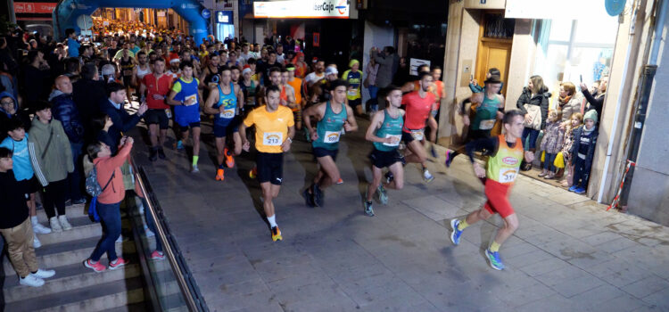 Al voltant de 1.000 persones participen en la Sant Silvestre de Vila-real