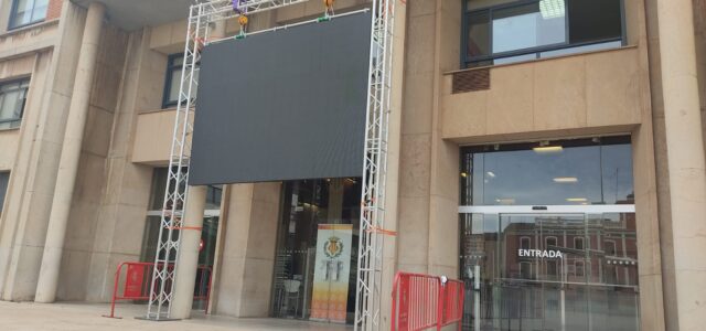 La final de l’Eurocopa, a la pantalla de la plaça Major de Vila-real