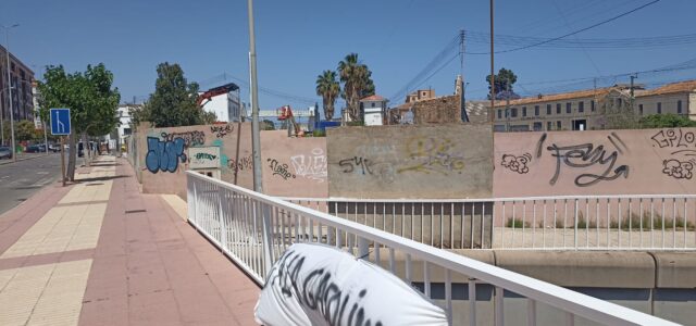 Més de 600 persones busquen treball en la nova gasolinera mentre el veïnat s’oposa