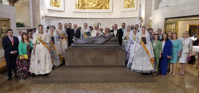 Dia gran de Sant Pasqual amb missa presidida pel bisbe, processó i macrosopar amb 2.900 veïns