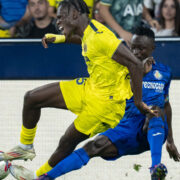 Un rigorós penal en el tram final del xoc li dona un punt a un Getafe molt dur davant el Villarreal (1-1)