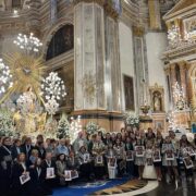 25 anys de fe i tradició: Vila-real celebra la Vestició de Medalles amb un emotiu homenatge