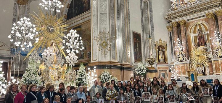 25 anys de fe i tradició: Vila-real celebra la Vestició de Medalles amb un emotiu homenatge