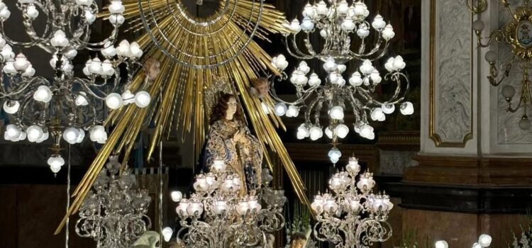 Els veïns de Vila-real celebren amb devoció la festa de la Immaculada Concepció