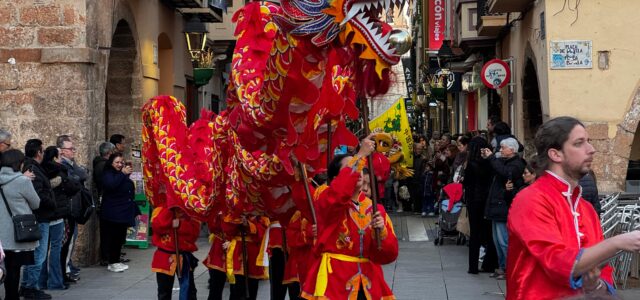 Vila-real celebra l’Any Nou Xinés amb una festa plena de cultura i tradició