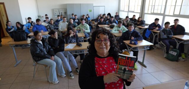 Inés Plana inaugura el Festival Vila-real Negra amb una trobada literària per a joves