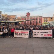 Protesta a Vila-real en defensa de la llengua