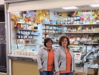 Descobreix les parades del Mercat Central de Vila-real: ‘Frutos secos Chelo y Rocío’