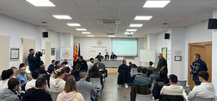 La Policia Local de Vila-real millora la formació en instrucció d’atestats