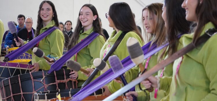 La 14a Tamborada de Vila-real omple el pavelló Sebastián Mora amb més de 250 participants